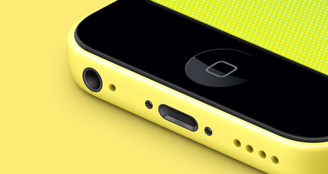 Free 3D View iPhone 5C Psd Vector Mockup
